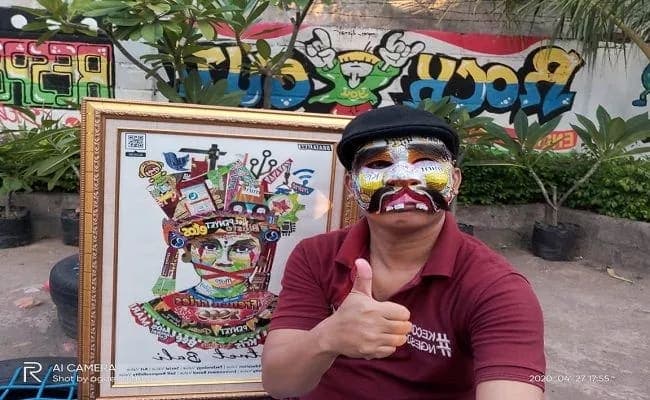 Jenuh di Rumah, Seniman Wajah Plastik Ajarkan Tutorial via Youtube